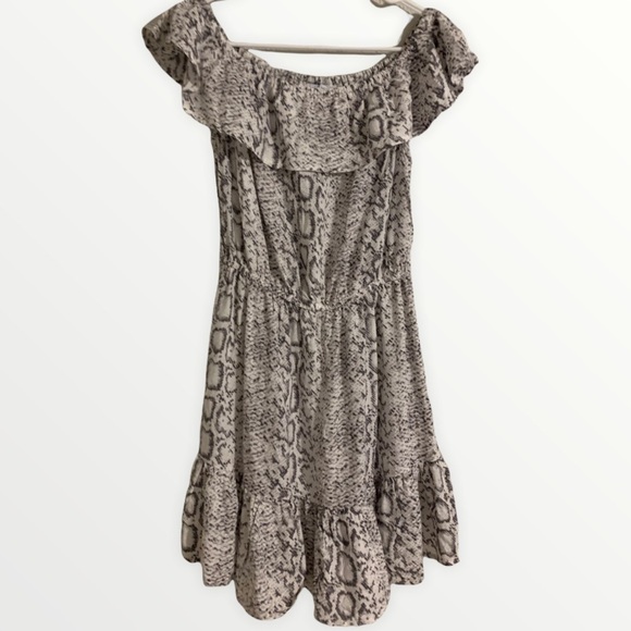 Blue Islnd Cheetah Leopard Animal Print Off the Shoulder Dress Size M - Picture 1 of 11